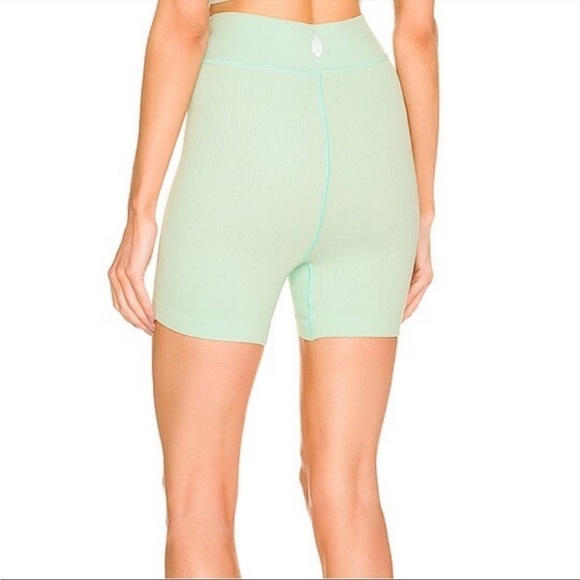 NEW Free People Free Throw Shorts Womens Active Ribbed Stretch Athleisure Sz L - Picture 3 of 11
